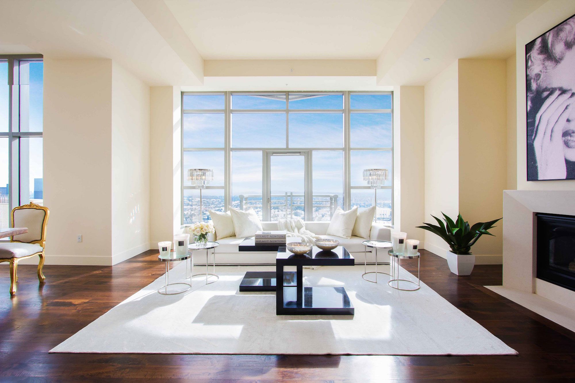 Luxury-Penthouse-in-The-Carlyle-Residences-03