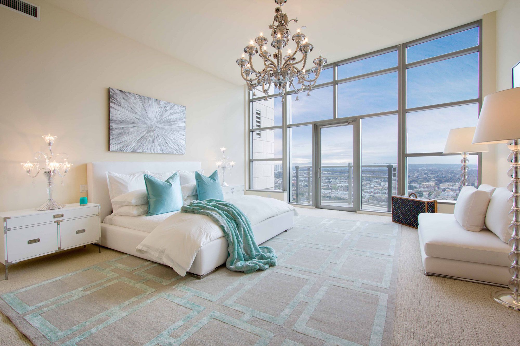 Luxury-Penthouse-in-The-Carlyle-Residences-27