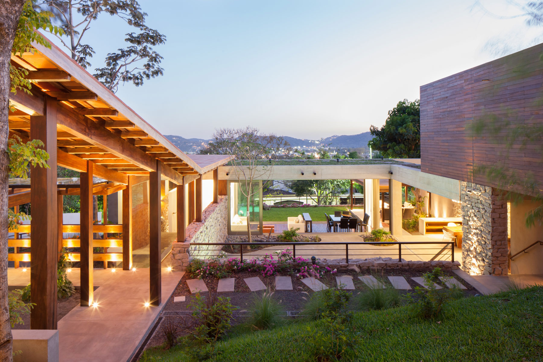 http://www.caandesign.com/wp-content/uploads/2015/09/Modern-Rustic-Sensation-Of-Garden-House-in-El-Salvador-by-Cincopatasalgato-19.jpg